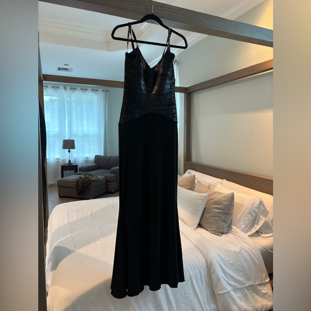 Herve Leger Black Ribbed Trumpet Maxi Dress - Picture 3 of 5